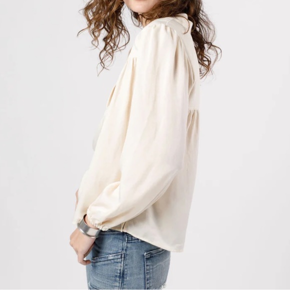 NWT Band of the Free | Cash Ivory Long Sleeve Peasant Satin Top L - Picture 3 of 12